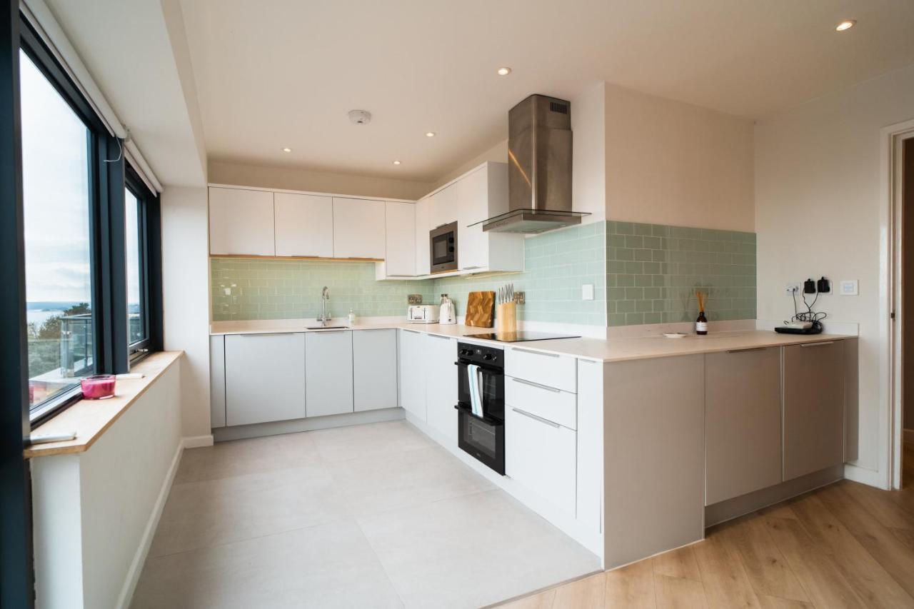 Westcliff Penthouse Apartment Борнмът Екстериор снимка