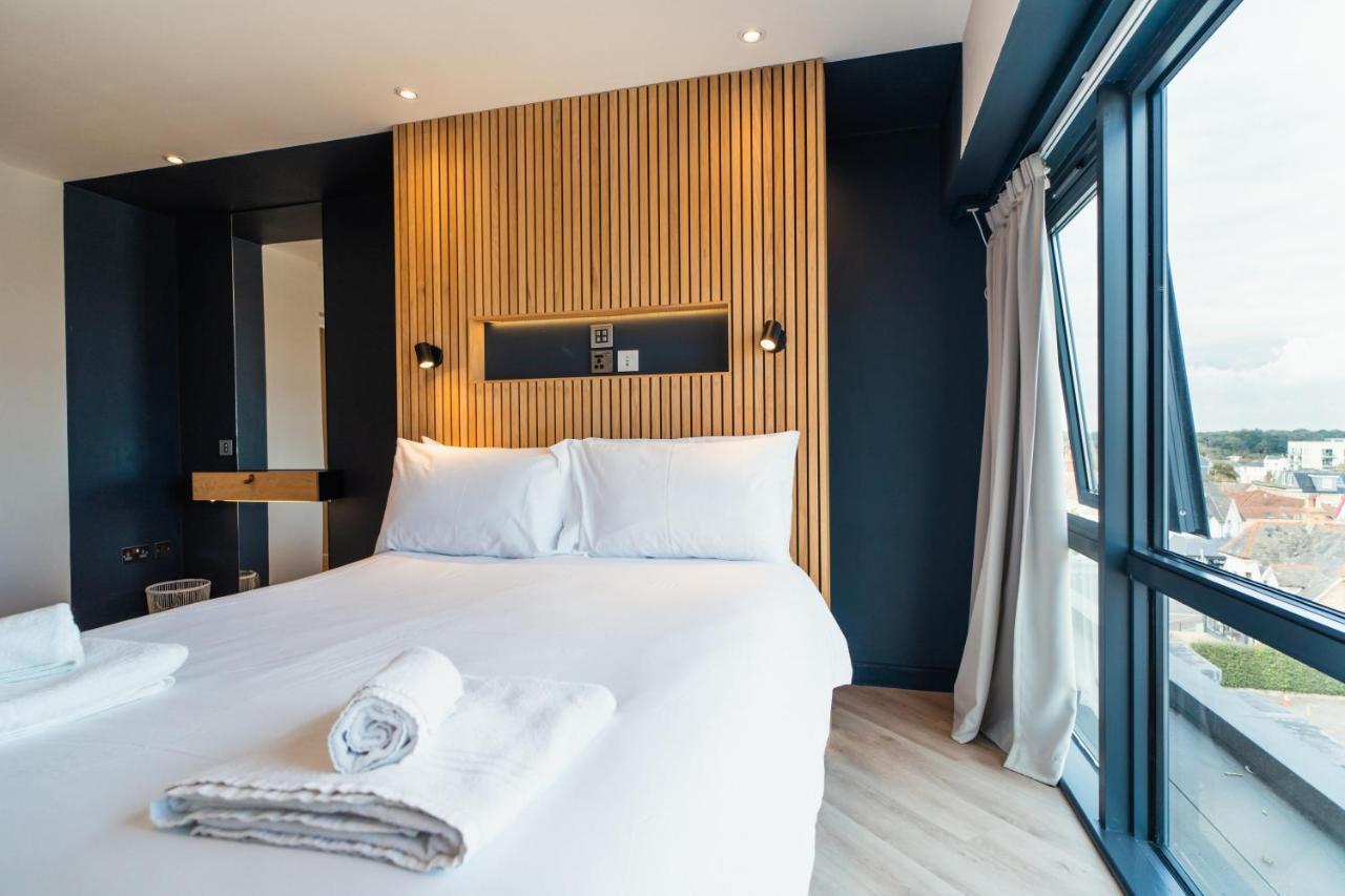 Westcliff Penthouse Apartment Борнмът Екстериор снимка