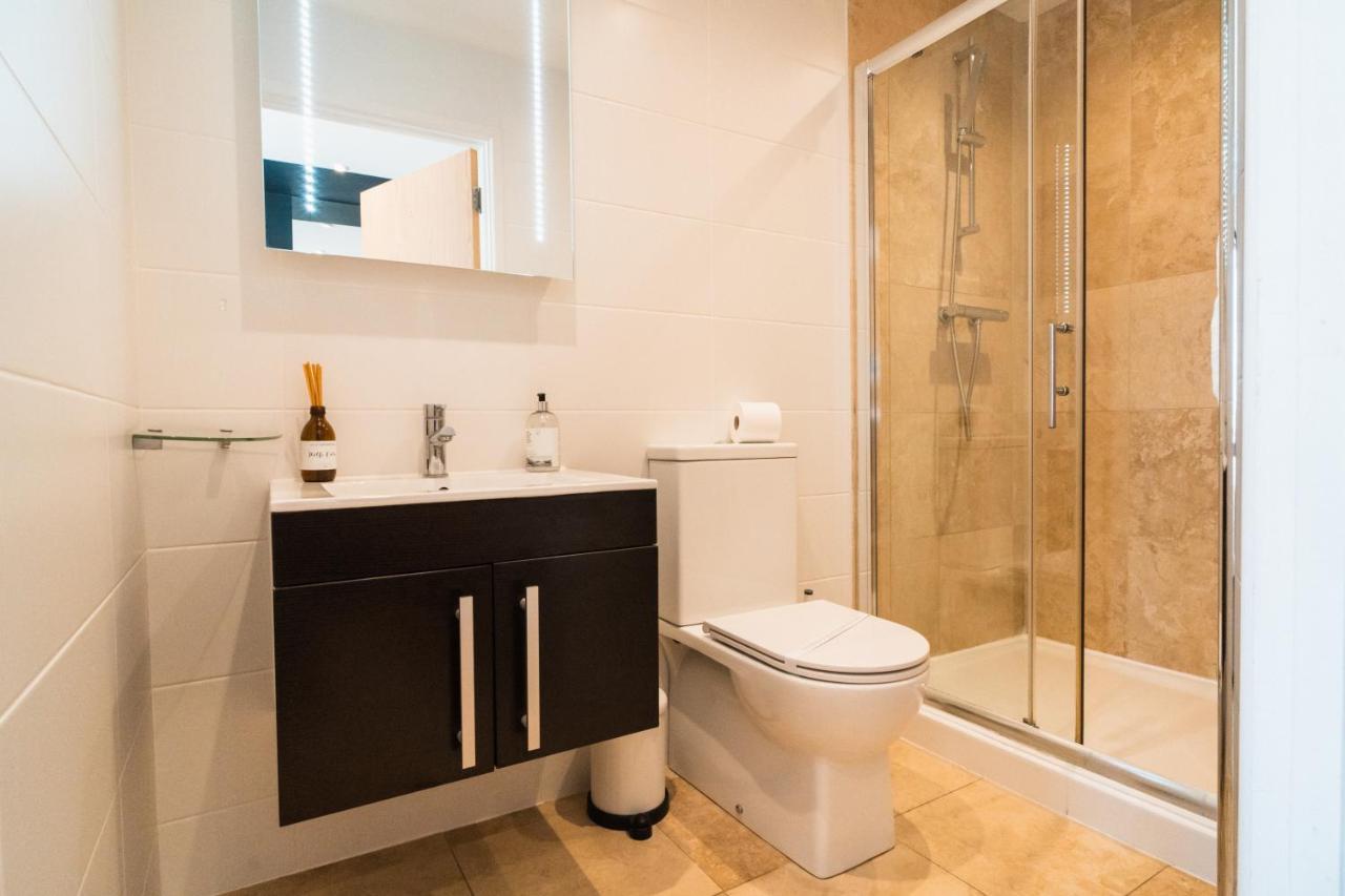 Westcliff Penthouse Apartment Борнмът Екстериор снимка
