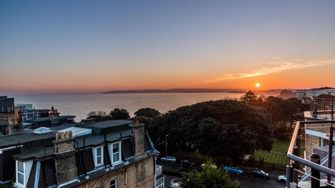 Westcliff Penthouse Apartment Борнмът Екстериор снимка